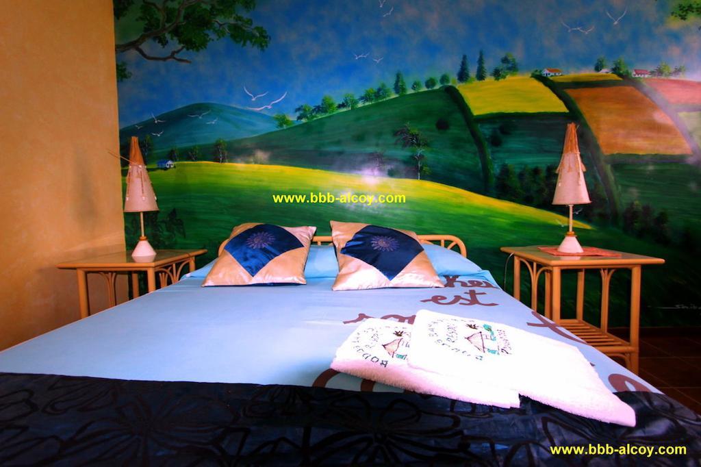 Parrot Paradise Resort Boljoon Стая снимка