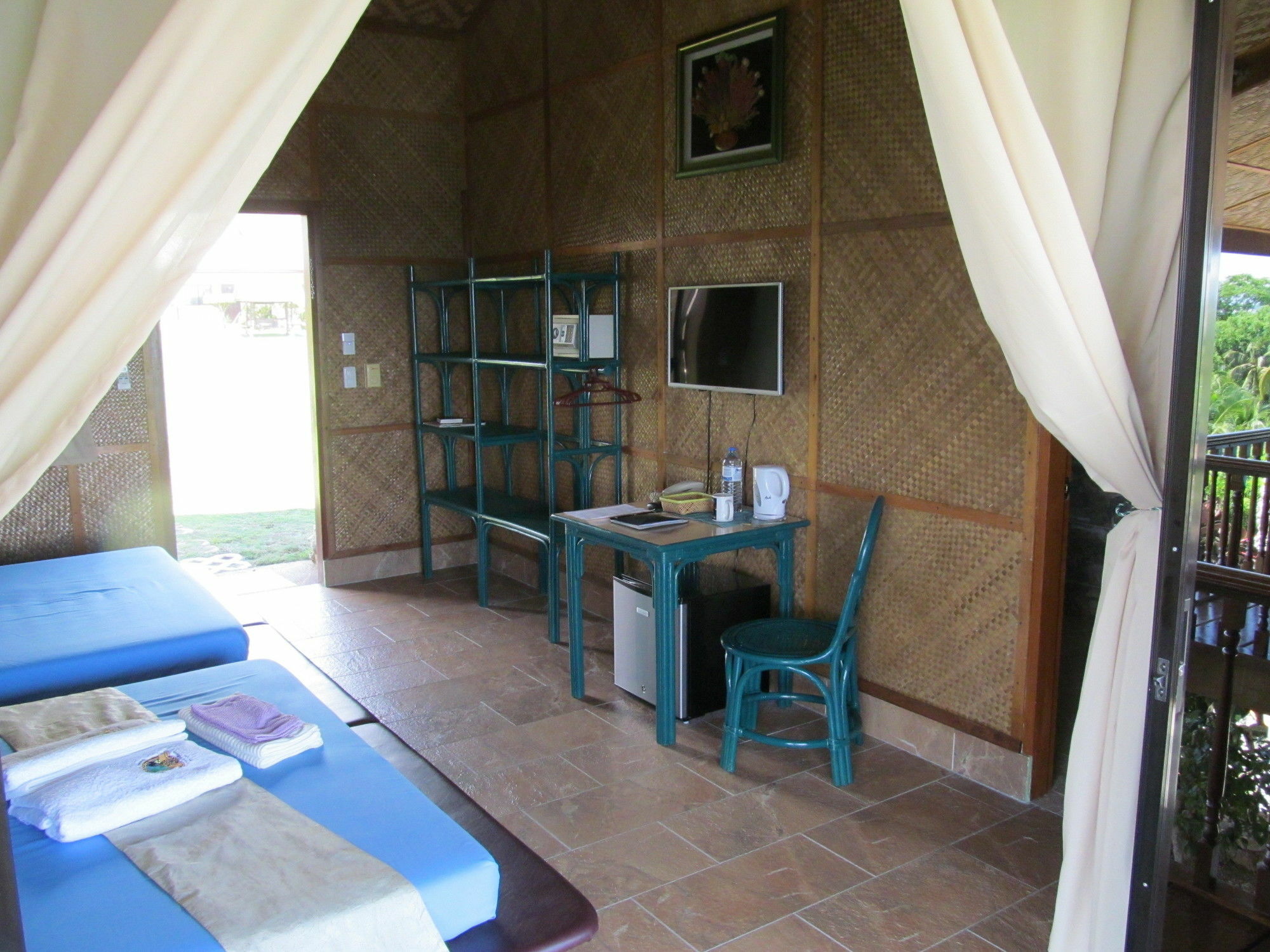 Parrot Paradise Resort Boljoon Екстериор снимка